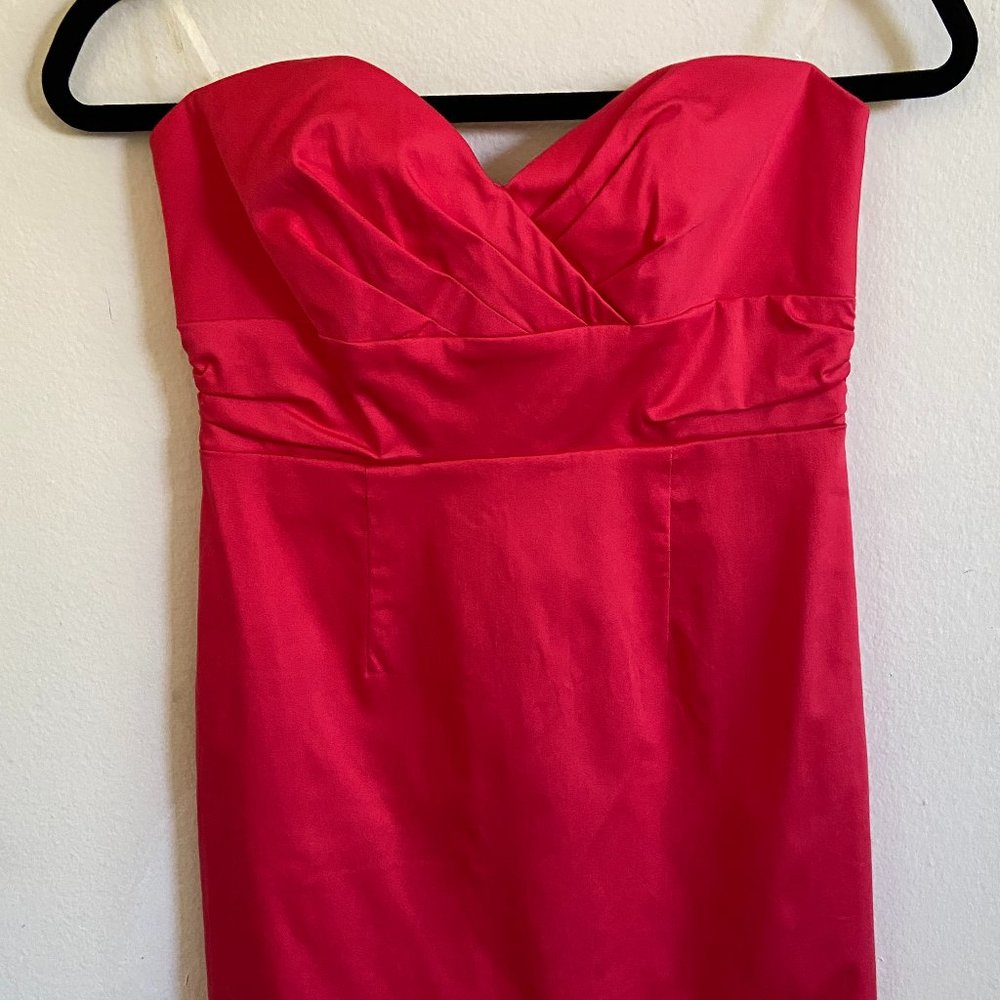 Forever 21 Coral Strapless Mini Dress -- Small